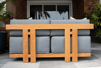 Detalle del diseño y material del Sofá de 2 Cuerpos Anhela terraza NUMI